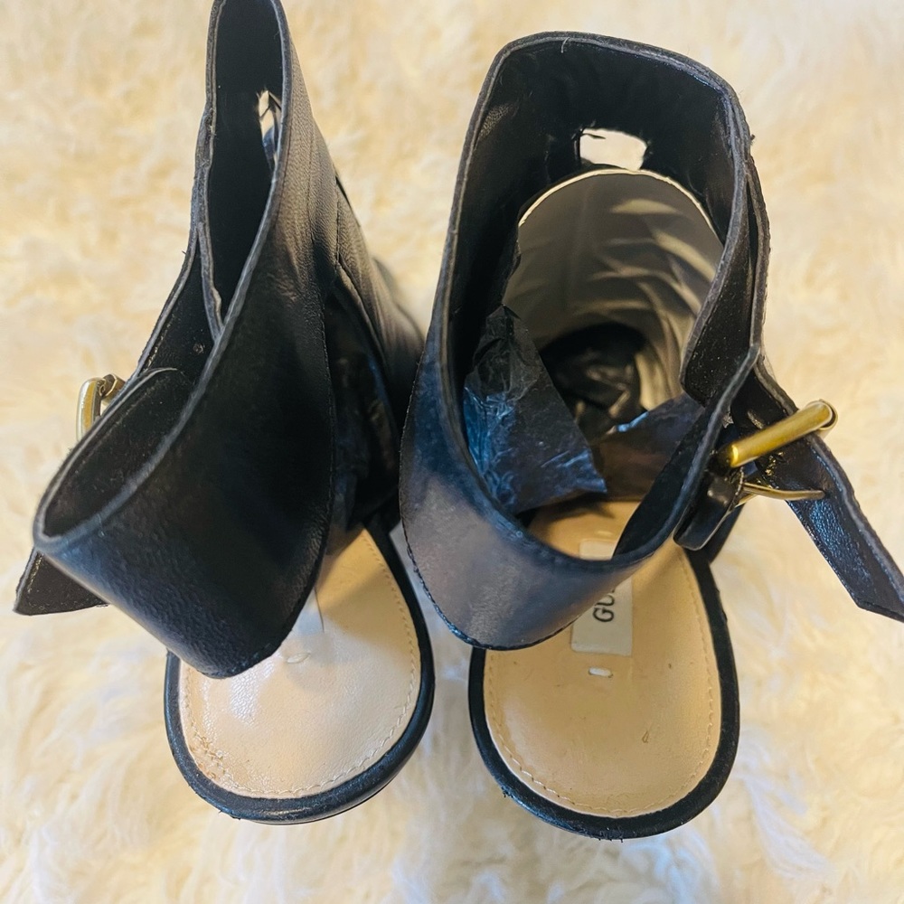 Guess heels- brand new